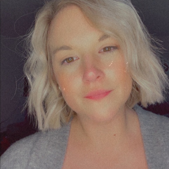 Meet your Posher, Casey - Picture 1 of 1